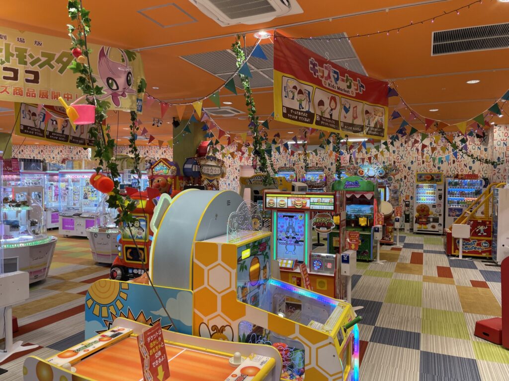 GiGOサントムーン柿田川店